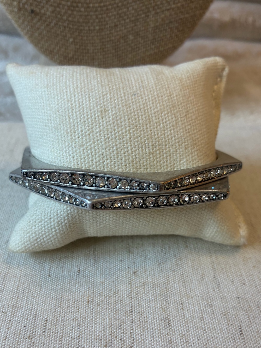 ✨ Chloe + Isabel Medina Hexagon Pavé Bangle Set ✨ retail $48
